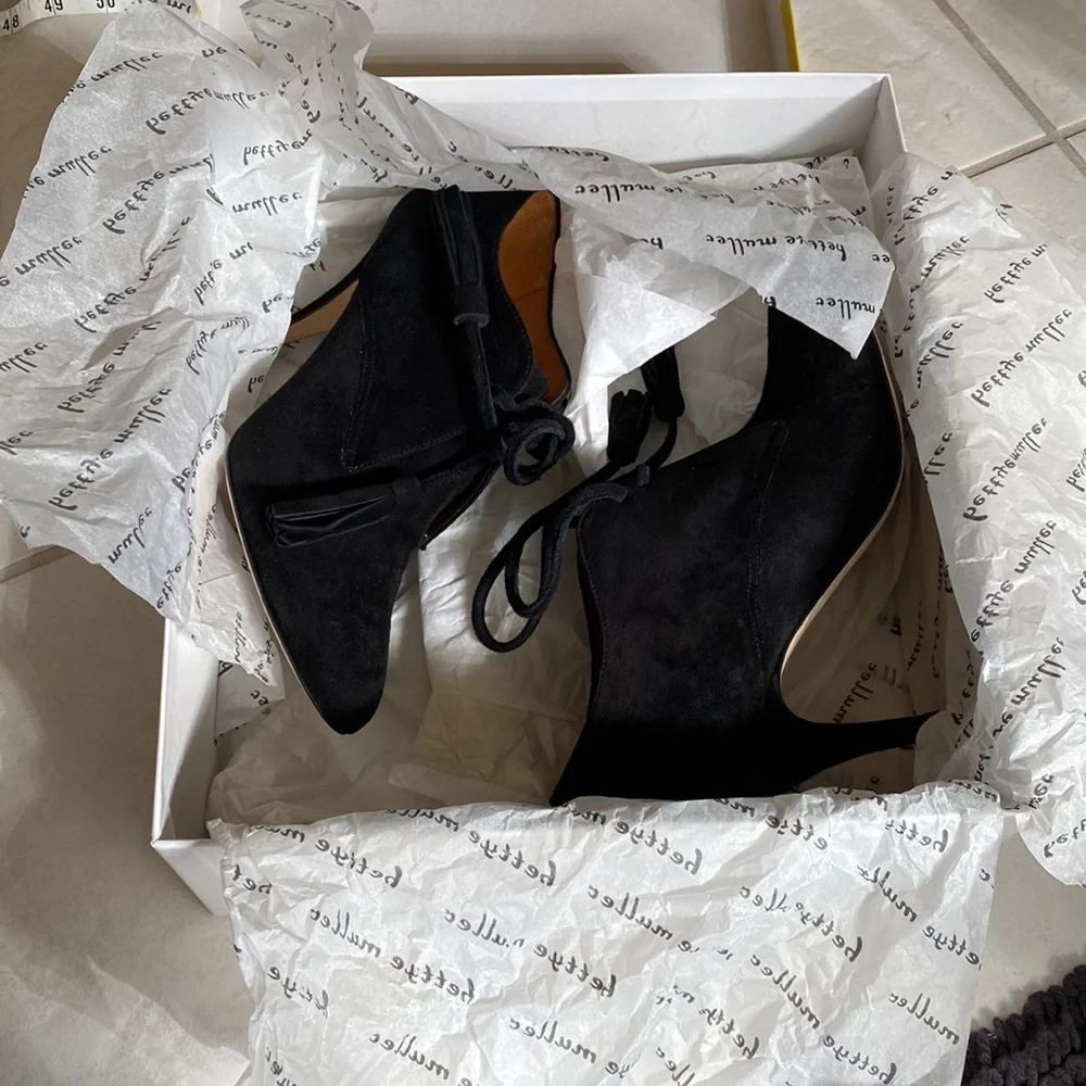 Adorable black suede Bettye Muller bootie heels, 36 - Picture 9 of 14